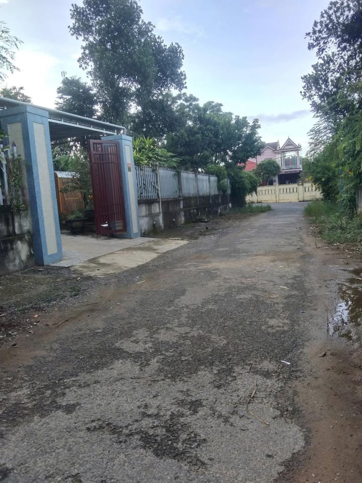 Đất nền Mặt tiền đường Duy Tân, TT Gio Linh 320m² giá 1.1 tỷ - Đầu tư sinh lời ngay!