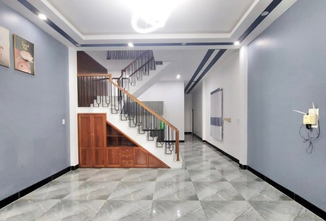 Nhà nguyên căn cho thuê tại hẻm Nguyễn Cư Trinh, Rạch Giá 103m² - Giá chỉ 5 triệu/tháng!