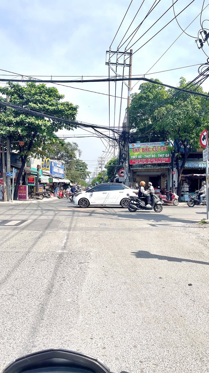 Nhà bán Nguyễn Thị Đặng 49m² giá 4.19 tỷ - Vị trí siêu tiện ích gần trường học!