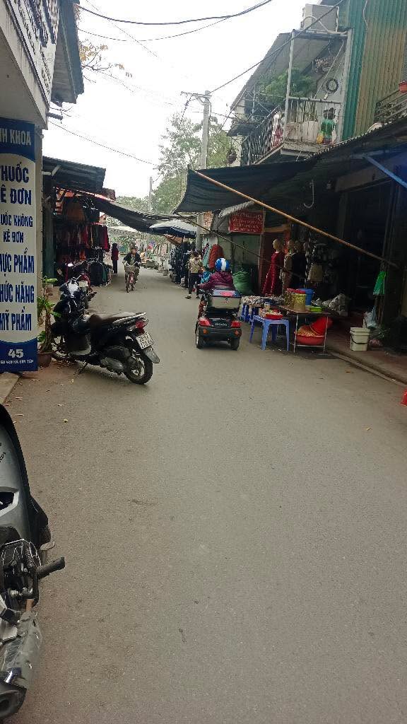 Nhà 2 tầng cho thuê tại Gia Lâm, 80m² chỉ 5 triệu/tháng - Gần chợ Cống Thôn