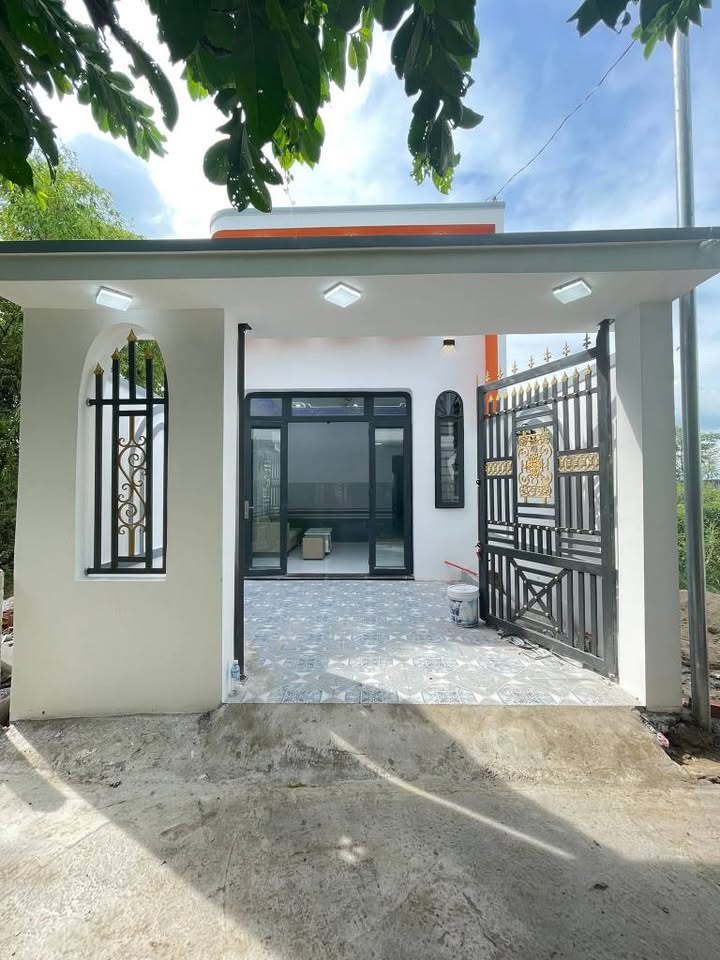 Nhà 1 trệt tại Mỹ Lộc, Cần Giuộc 103m² giá 1.69 tỷ - Đường xe hơi, an ninh tốt!