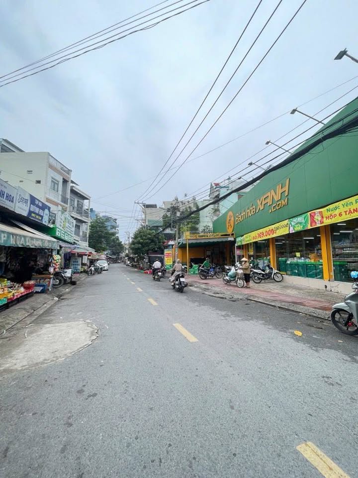 Nhà phố Lê Thị Nho Quận 12 - 39m² giá 3.4 tỷ - Thiết kế hiện đại, sẵn sàng vào ở!