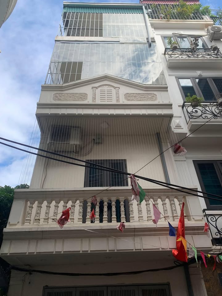 Nhà cấp 4 Tây Mỗ 30m² giá 4.5 tỷ - Sổ đỏ chính chủ, pháp lý chuẩn!