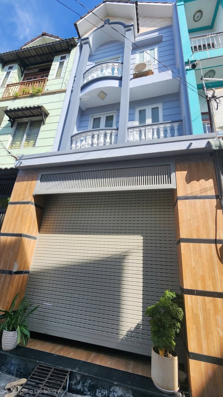 Nhà 3 tầng tại Bình Chiểu, Thủ Đức - 52m² giá 3.8 tỷ - Nội thất sang trọng!