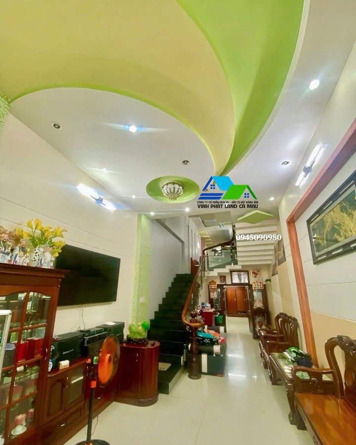 Bán nhà đường Nguyễn Du 299m² giá 6.2 tỷ - Vị trí đắc địa, hoàn công đầy đủ!