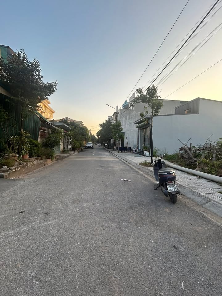 Đất nền Phủ Lý 40m² giá 2 tỷ - Vị trí trung tâm sầm uất!