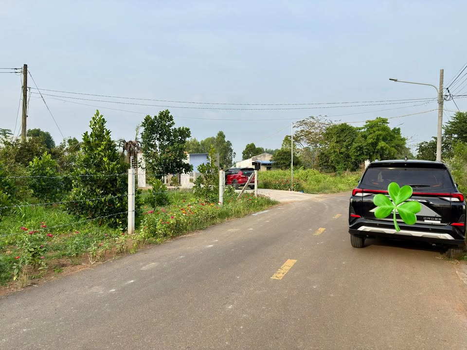 Đất mặt tiền đường nhựa 19m ngang tại Long Tân - 350m² chỉ 1.499 tỷ - Cơ hội đầu tư tuyệt vời!