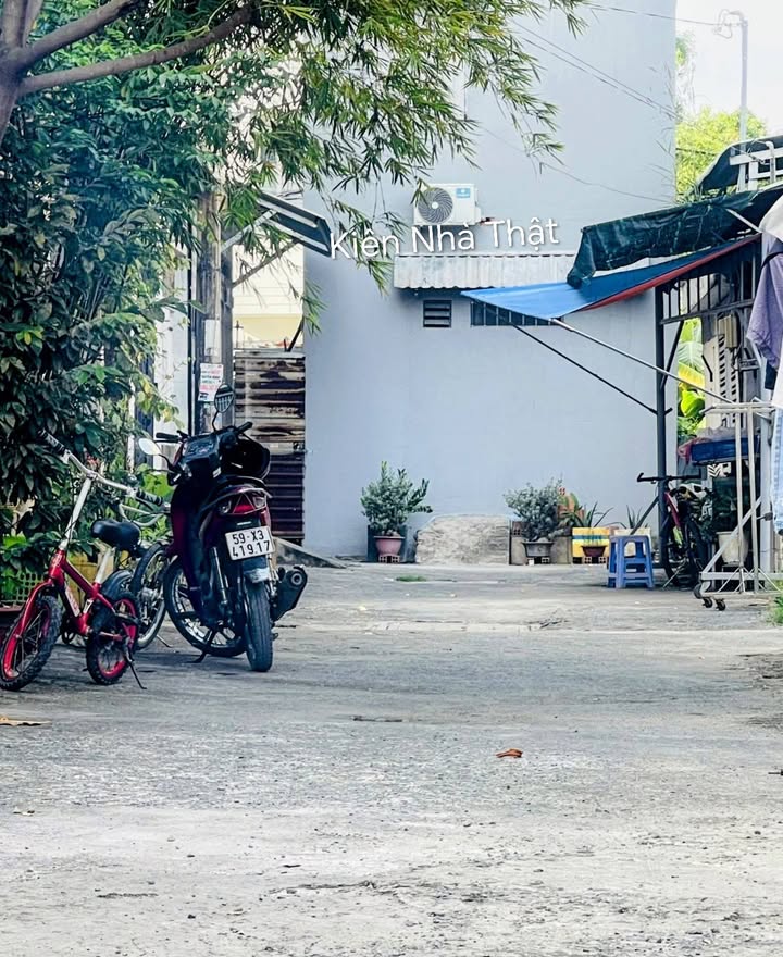 Đất Phú Hữu Thủ Đức 51m² giá 3.25 tỷ - Đầu tư sinh lời tuyệt vời!