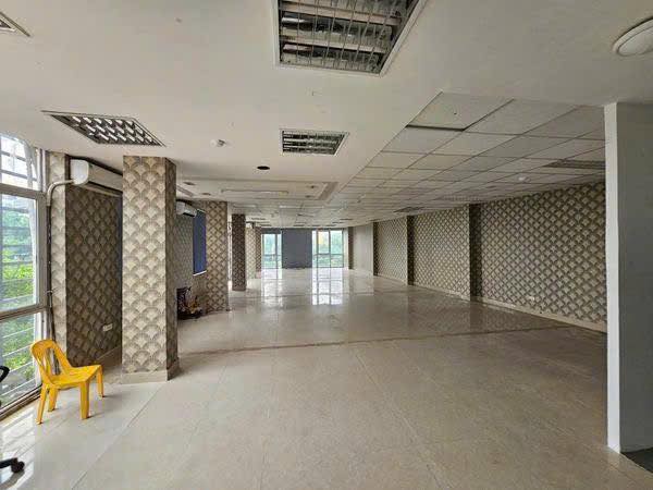 Sàn văn phòng cho thuê Quan Hoa, Cầu Giấy 150m² - Bảo vệ 24/7, thang máy hiện đại!