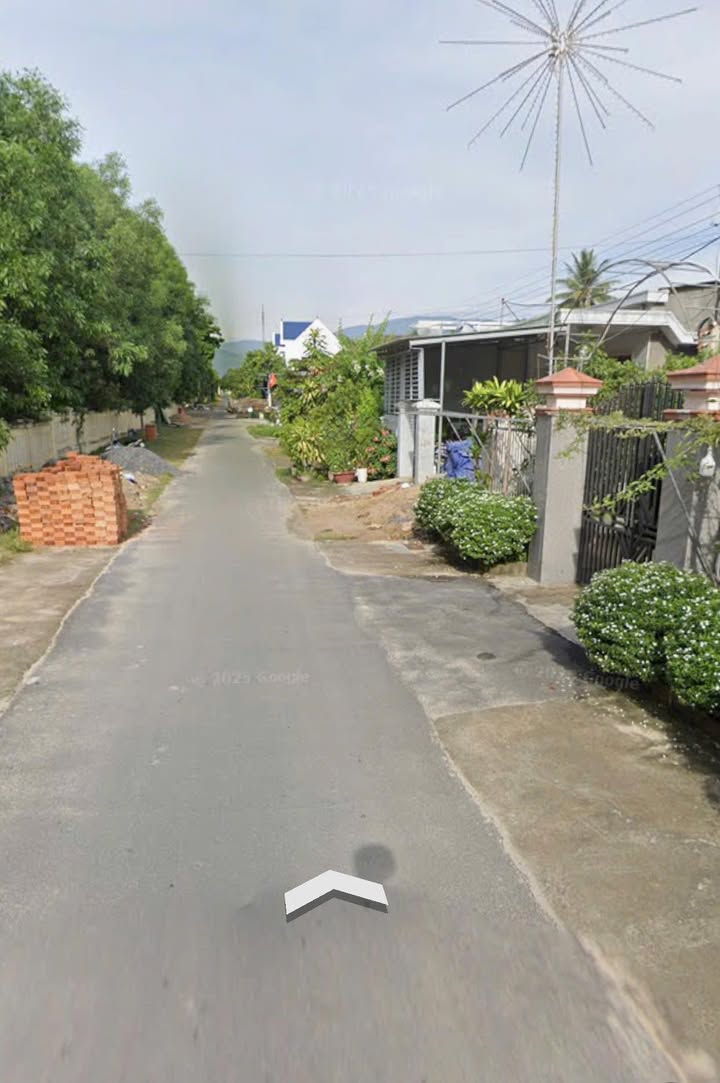 Đất Suối Tân Cam Lâm 211,6m² giá 1,85 tỷ - Mặt tiền đường nhựa, sổ đỏ chính chủ!