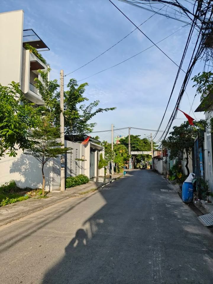 Đất Mặt Tiền Đường N5, Đông Thạnh, Hóc Môn 100m² giá 4.85 tỷ - Cơ hội đầu tư sinh lời!