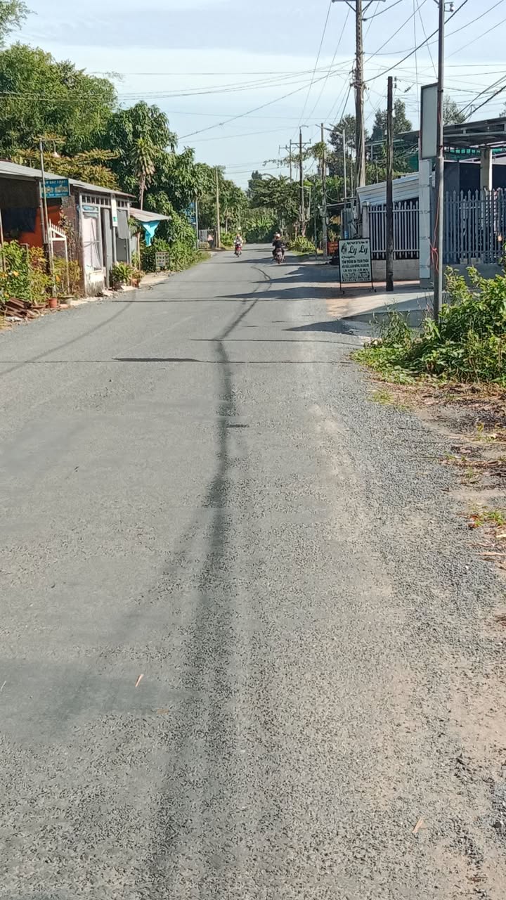 Đất mặt tiền đường HL29 Cầu Kè 300m² giá 625 triệu - Thương lượng chính chủ!