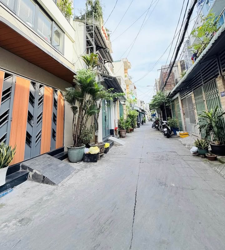 Nhà phố Gò Vấp 62m² giá 6 tỷ - Sổ đỏ chính chủ, gần chợ An Nhơn!