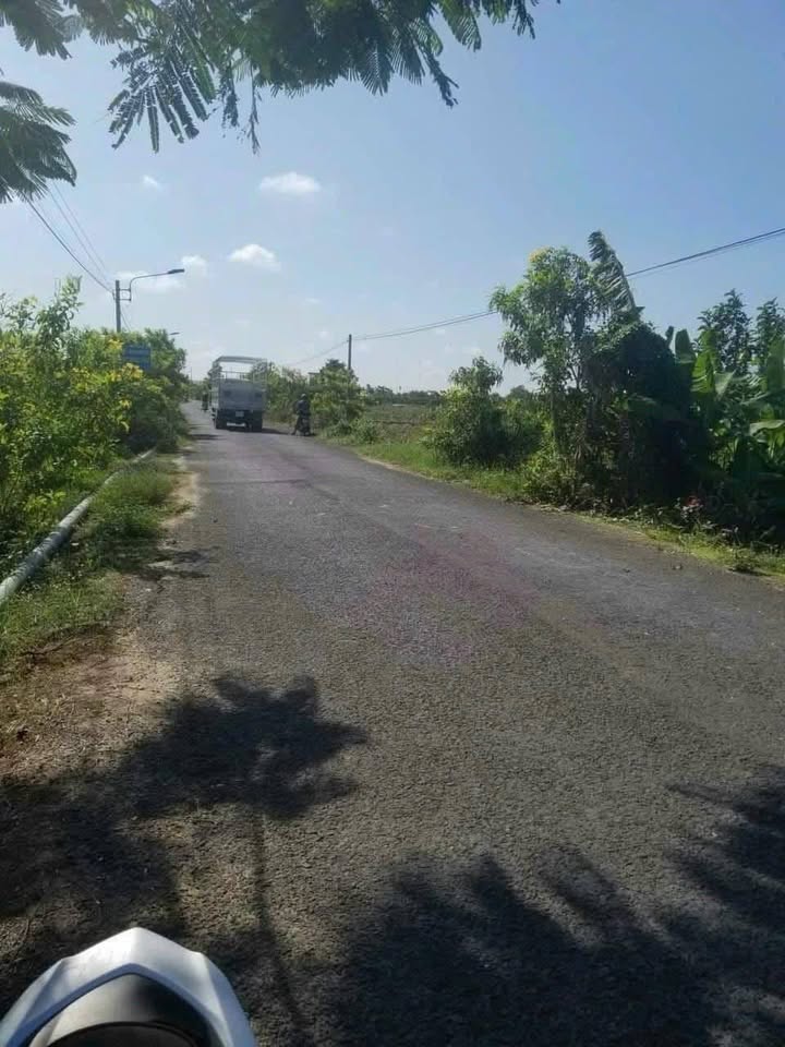 Bán đất đẹp mặt tiền ĐH33 2764m² chỉ 6.91 tỷ - Cơ hội đầu tư tuyệt vời!