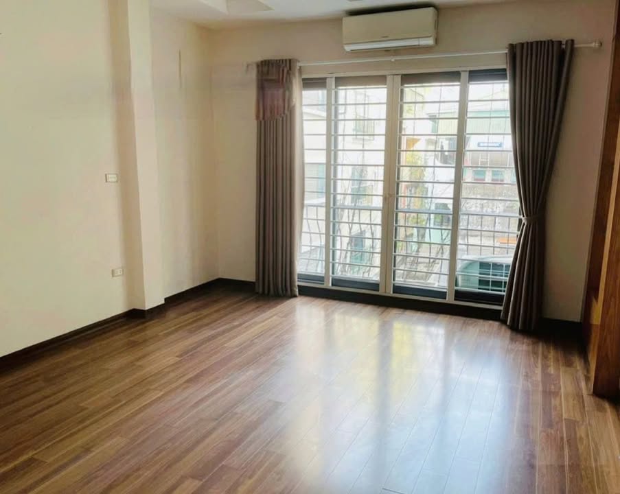 Nhà nguyên căn ngõ 2 Phan Bá Vành 45m² giá 12 triệu - Phù hợp cho nhiều mục đích sử dụng!