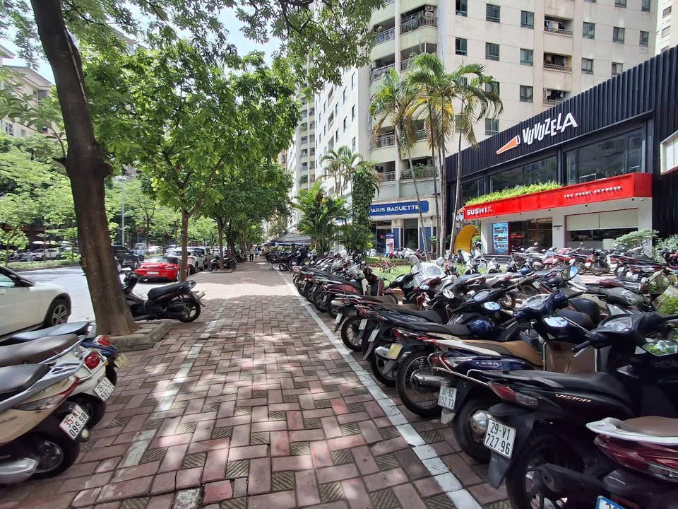 Nhà mặt phố Hoàng Đạo Thúy, Cầu Giấy 250m² - Thích hợp kinh doanh đa dạng!