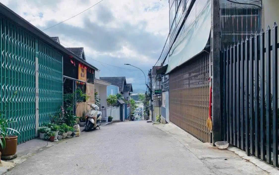 Đất xây dựng đường Mai Hắc Đế, Đà Lạt 68m² giá 5.5 tỷ - Pháp lý sổ đỏ chính chủ!