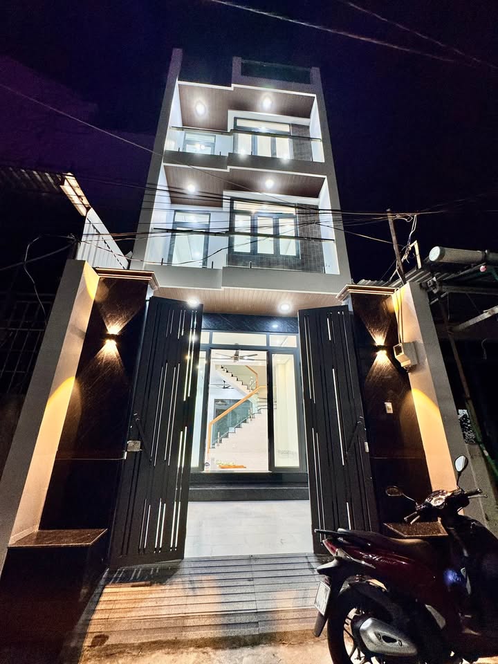 Nhà 4 Tầng Mới Xây Đẹp Mắt Tại Cát Lái 73m² - Giá Chỉ 8.5 Tỷ!