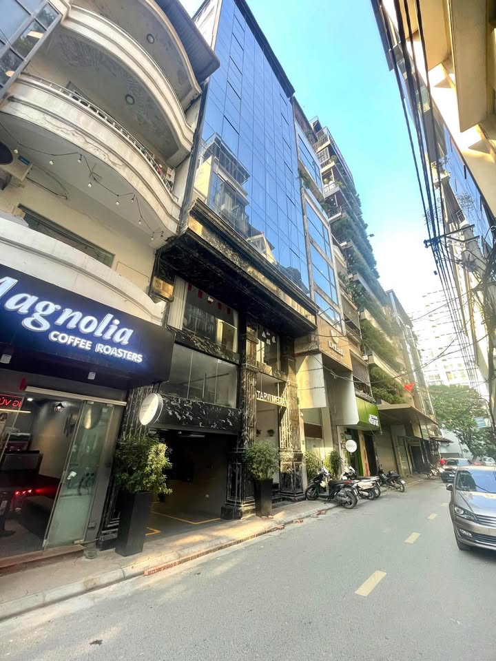 FrontHouse Thái Hà Đống Đa 75m² giá thỏa thuận - Mặt tiền ô tô tránh, kinh doanh sinh lời!