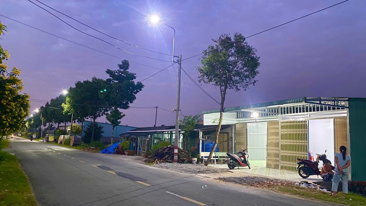 Nhà bán tại Tỉnh Lộ 832, Tân Trụ, Long An - 90m² giá chỉ 999 triệu!