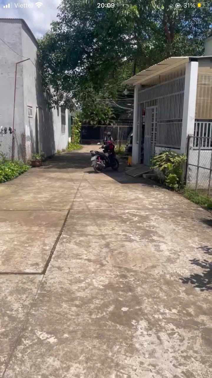 Đất nền Long Khánh 210m² giá 2.65 tỷ - Sổ đỏ riêng, thương lượng tốt!