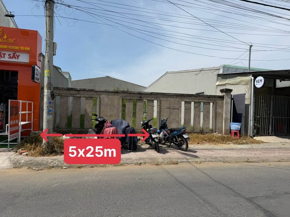 Bán nhà mặt tiền đường D5 Trà Vinh 125m² giá 2.9 tỷ - Thổ cư 100%