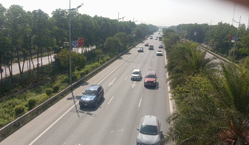 Đất Nguyên Khê Đông Anh 100m² giá 6 tỷ - Mặt tiền rộng ô tô vào tận nơi!