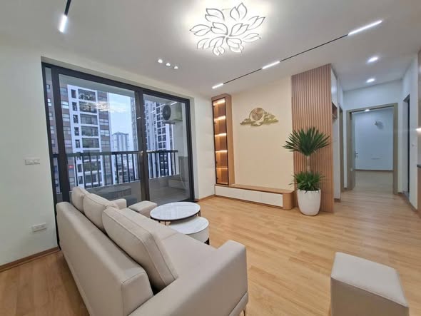 Chung cư Kim Giang 70m² giá 6.55 tỷ - Lô góc 3 phòng ngủ thoáng mát!