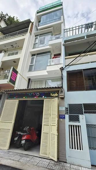 Nhà riêng hẻm xe hơi trung tâm Quận 5, 64m² giá 12 tỷ - Đầu tư sinh lời!