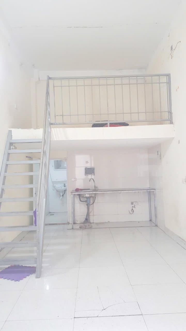 Cho thuê phòng trọ khu tập thể Nguyễn Huệ, quận Hà Đông 20m² giá chỉ 2.5 triệu/tháng!