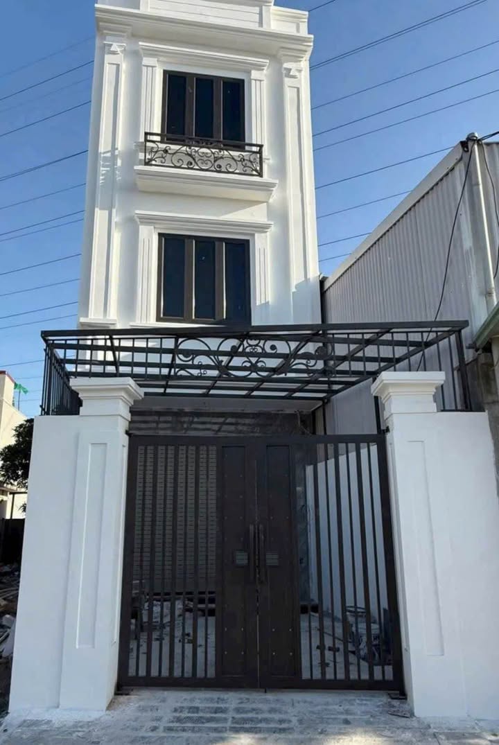 Nhà 3 Tầng Độc Lập Lãm Hà Kiến An 72m² giá 3.2 tỷ - Pháp lý rõ ràng, xe ô tô đỗ 24/24!