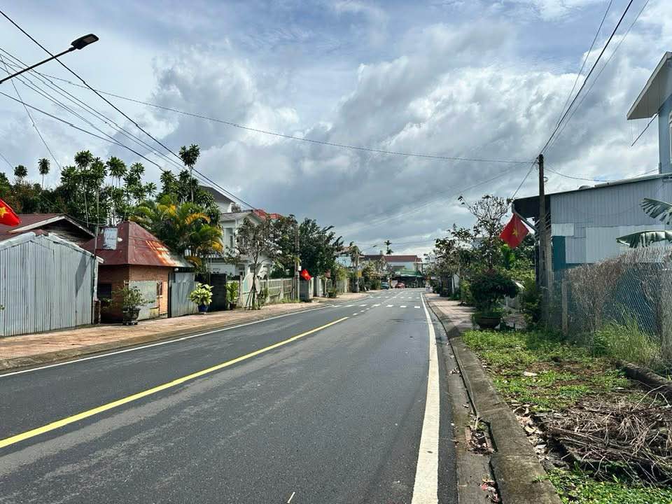 Đất mặt tiền Tây Sơn, Bảo Lộc 178m² giá 3.9 tỷ - Vị trí đắc địa cho đầu tư!