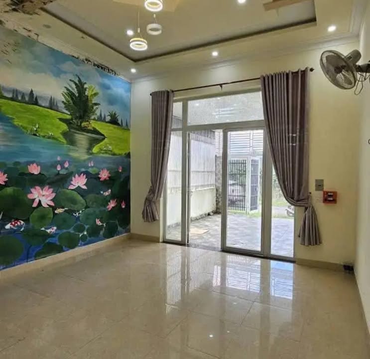 Nhà mặt tiền hẻm 123 Mạc Đỉnh Chi, Bảo Lộc 110m² giá 2.3 tỷ - Khu dân cư đông đúc!