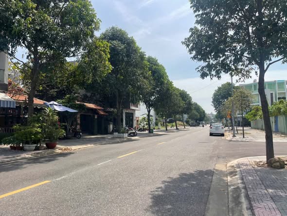 Đất mặt tiền Phạm Ngọc Thạch, Tp Bà Rịa 90m² giá 4.8 tỷ - Đầu tư sinh lời ngay!