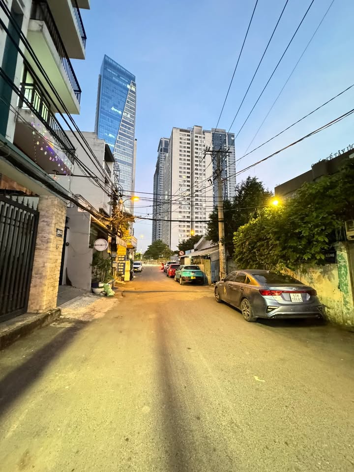 Nhà phố Võ Duy Ninh, Bình Thạnh 32m² giá 5.7 tỷ - Vị trí đắc địa gần Landmark 81!