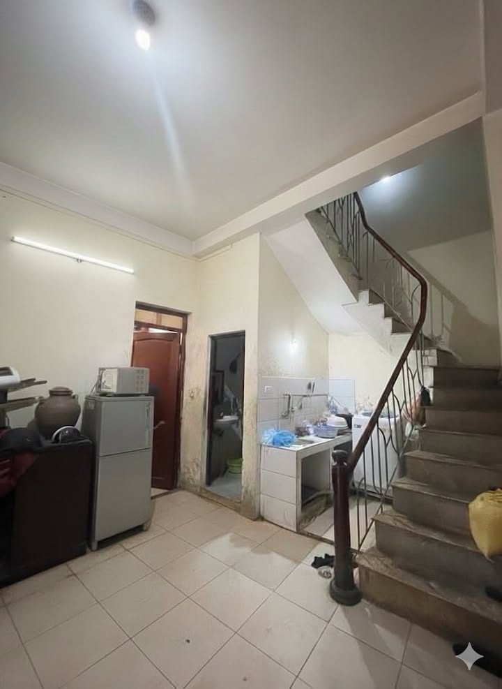 Bán đất lô góc Kim Mã 52.4m² giá 10.5 tỷ - Vị trí siêu đẹp gần phố!