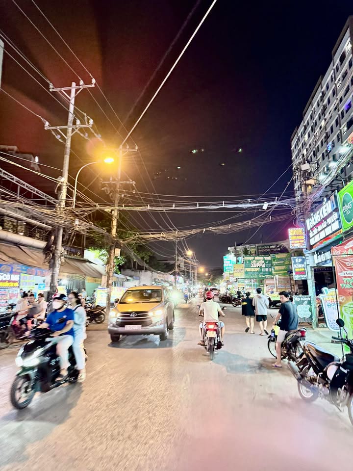 Đất nền mặt tiền Tăng Nhơn Phú, Thủ Đức 300m² - Thích hợp kinh doanh mọi ngành nghề!