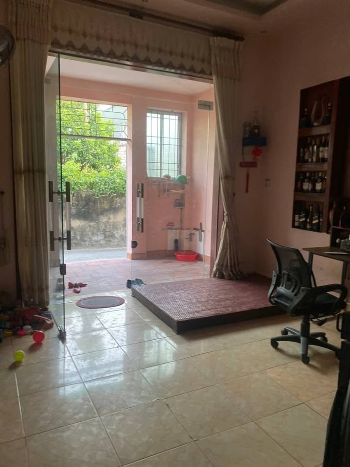 Bán gấp nhà mặt đất Quảng Thắng 53m² giá 1.73 tỷ - Ô tô đậu trước nhà!