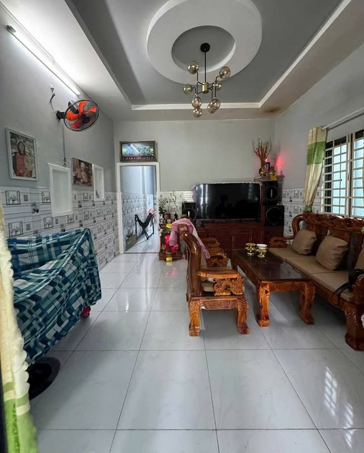 Nhà cấp 4 Lái Thiêu, Bình Dương 84m² giá 2.7 tỷ - Sẵn sàng vào ở ngay!
