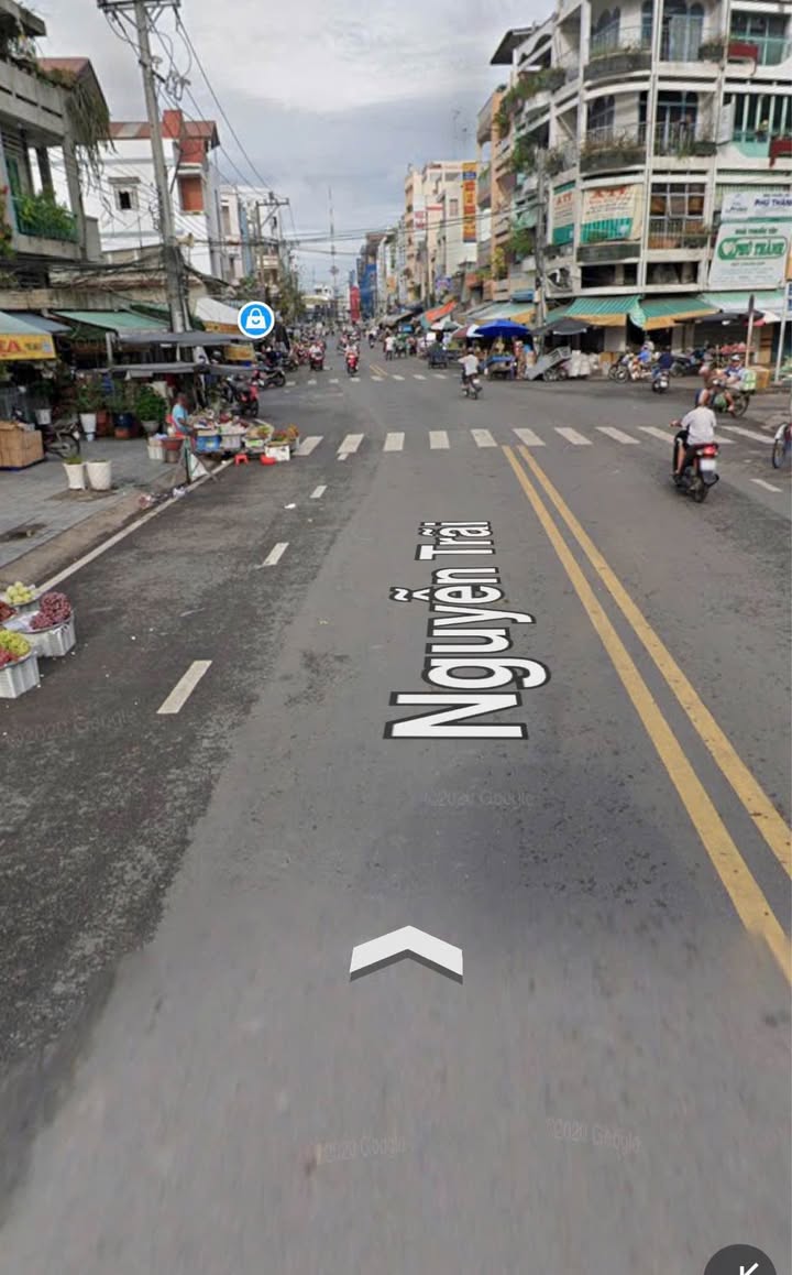 Nhà phố 1 trệt 3 lầu đường Nguyễn Trãi, TP Long Xuyên, 75m² - Mặt chợ sầm uất!