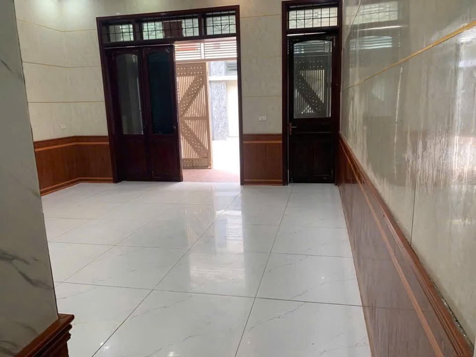 Nhà cho thuê 3 tầng tại Ngõ 22 Phan Tất Thông, Vinh - Không gian sống thoáng mát!