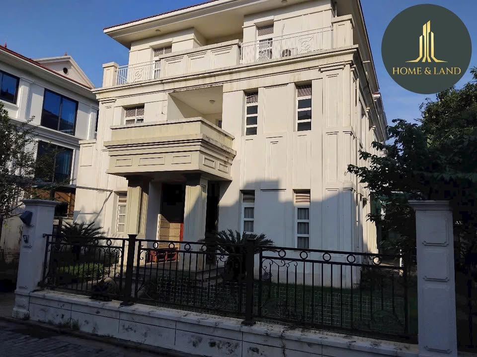 Biệt thự Splendora An Khánh 330m² giá 40 triệu - Nhà đẹp vào ở ngay!