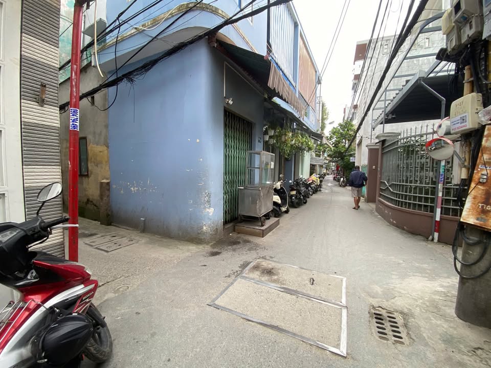 Nhà cho thuê 3 tầng mặt tiền kiệt 3m Hoàng Diệu 65m² - Tiện nghi đầy đủ, vào ở ngay!