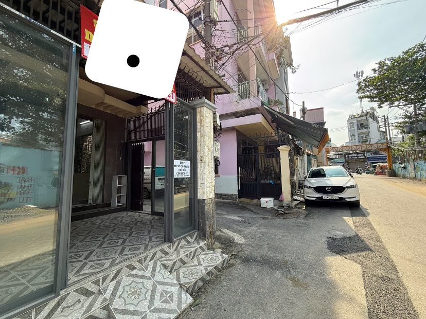 Mặt bằng kinh doanh tại Bình Thạnh 35m² giá 11 triệu - Đường lớn, xe hơi ra vào thoải mái!