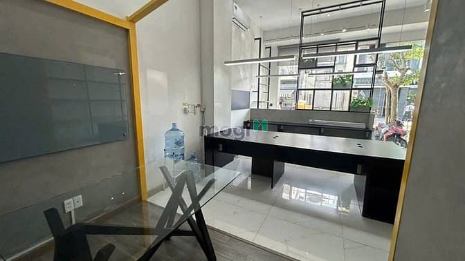 Văn phòng tầng trệt riêng biệt gần đường Song Hành, 40m² giá 15 triệu - Phù hợp cho doanh nghiệp!