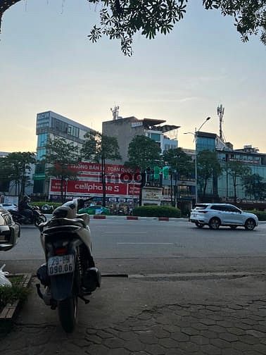 Cho thuê mặt bằng kinh doanh phố Nguyễn Xiển – Thanh Xuân 150m² giá 35 triệu - Vị trí lý tưởng cho mọi mô hình kinh doanh!