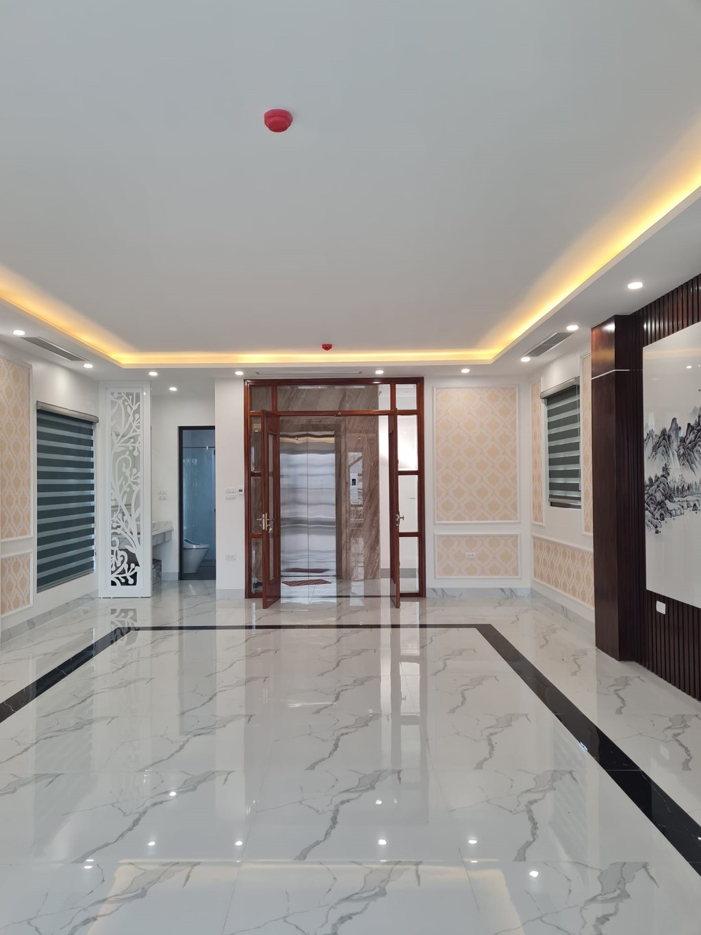 Bán nhà Lê Hồng Phong, Ba Đình 46m², 7 tầng đẹp - Ô tô đỗ cửa!