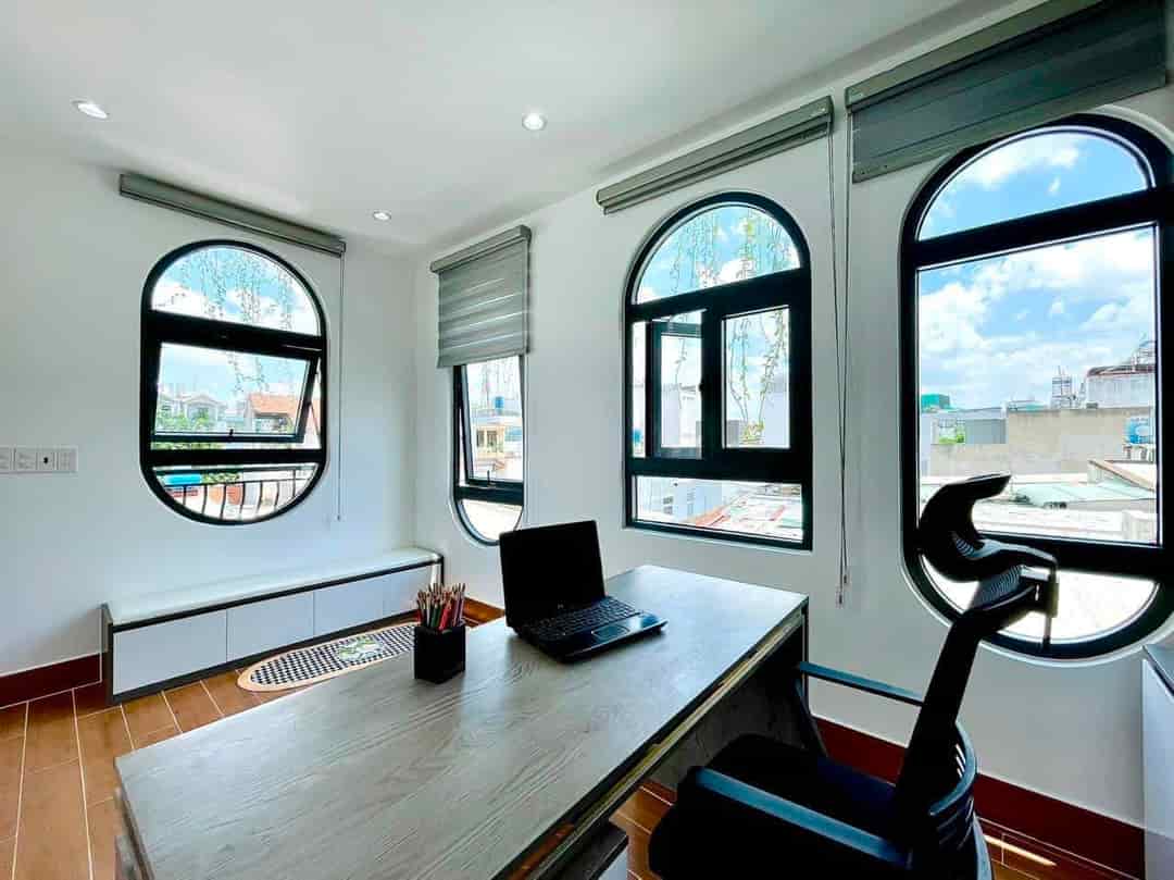 Nhà 3 tầng Hiệp Bình Chánh 68m² giá 2.25 tỷ - Tặng nội thất hoàn hảo!