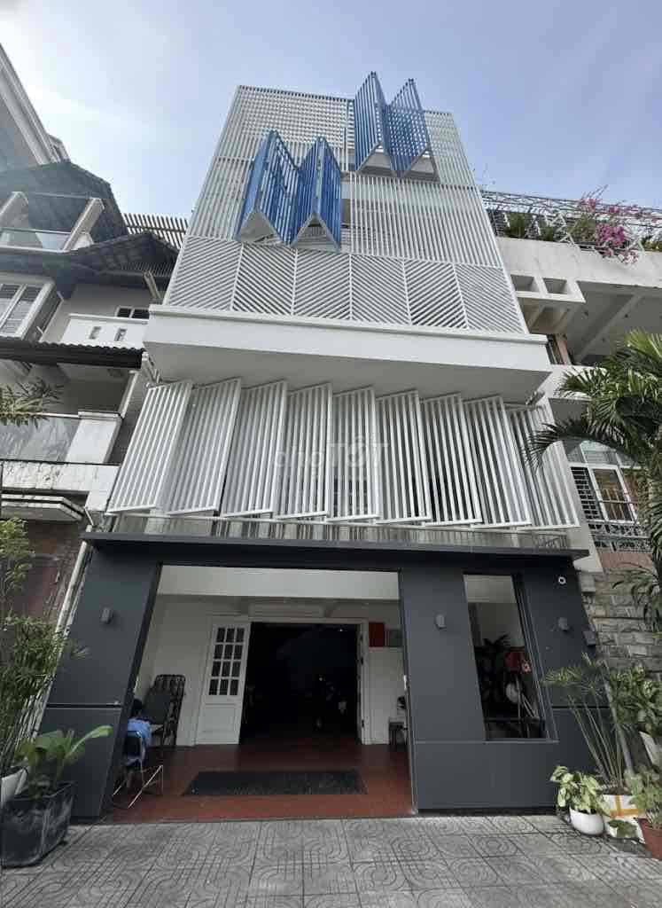 Toà nhà văn phòng cho thuê đường Hồ Văn Huê 700m² giá 69 triệu - Phù hợp setup ngay!