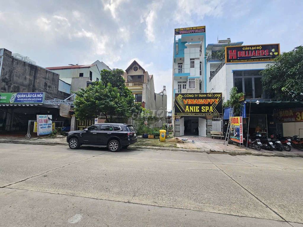 Đất thổ cư 124.7m² khu VinCom Dĩ An giá 6.6 tỷ - Đầu tư sinh lời ngay!